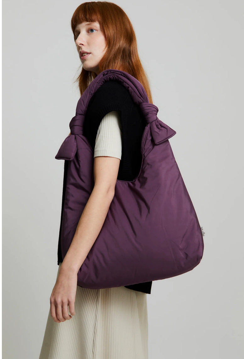 Lefrik Biwa Plum Puffy Bag