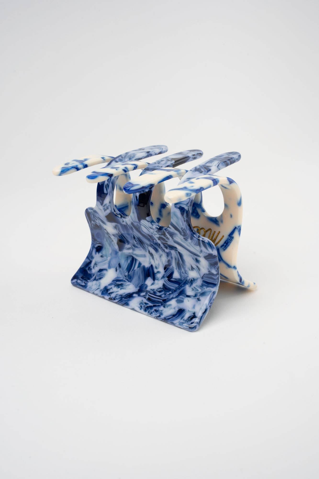 MLE Delft Blue Hair Claw