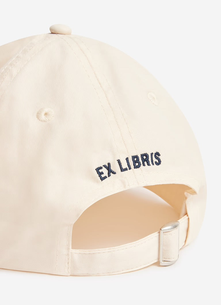 Percival Le Livre Ecru Cap