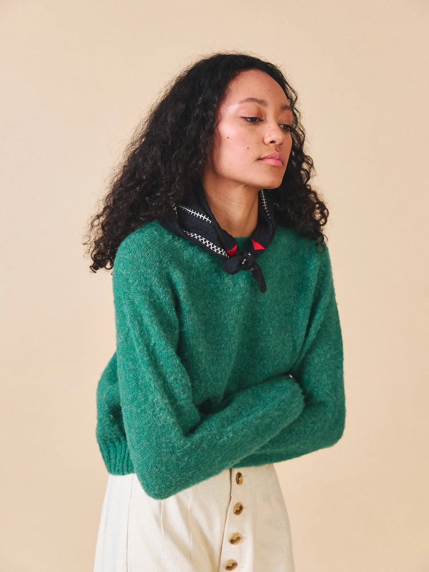 Sideline Ella Black With Stitch Neckerchief