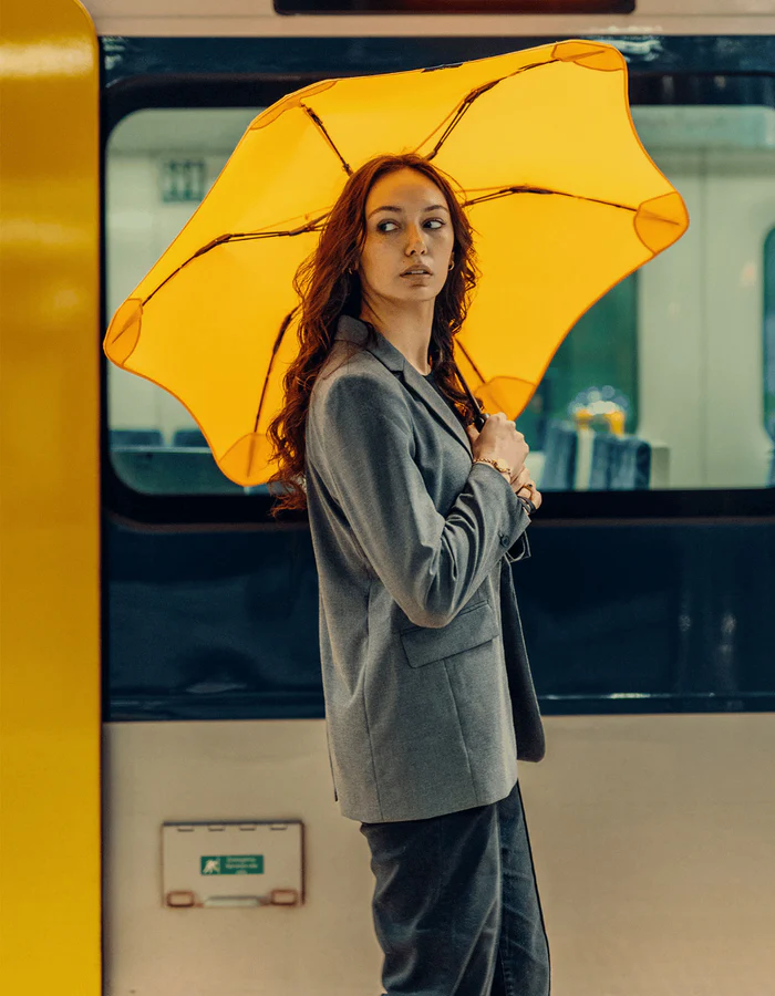 Blunt Metro Mango Orange Umbrella