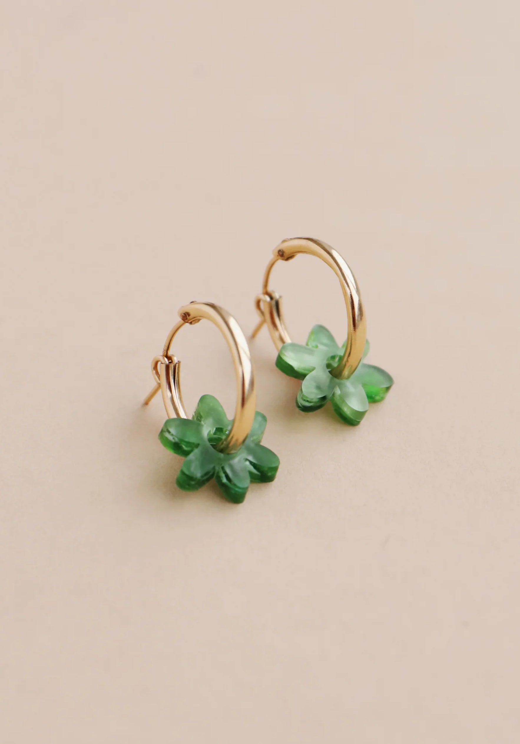 Wolf & Moon Mini Caia Forest Green Flower Hoop Earrings