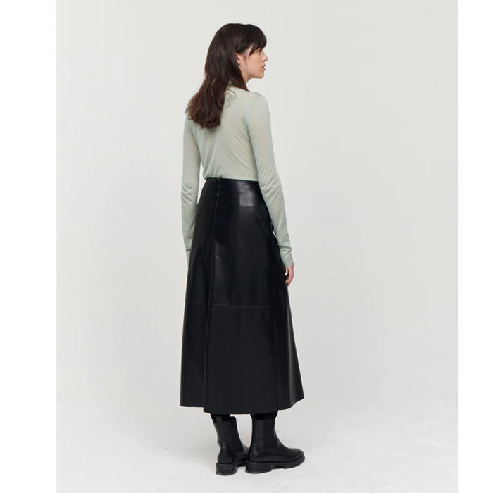 Jakke Molly Black Midi Skirt