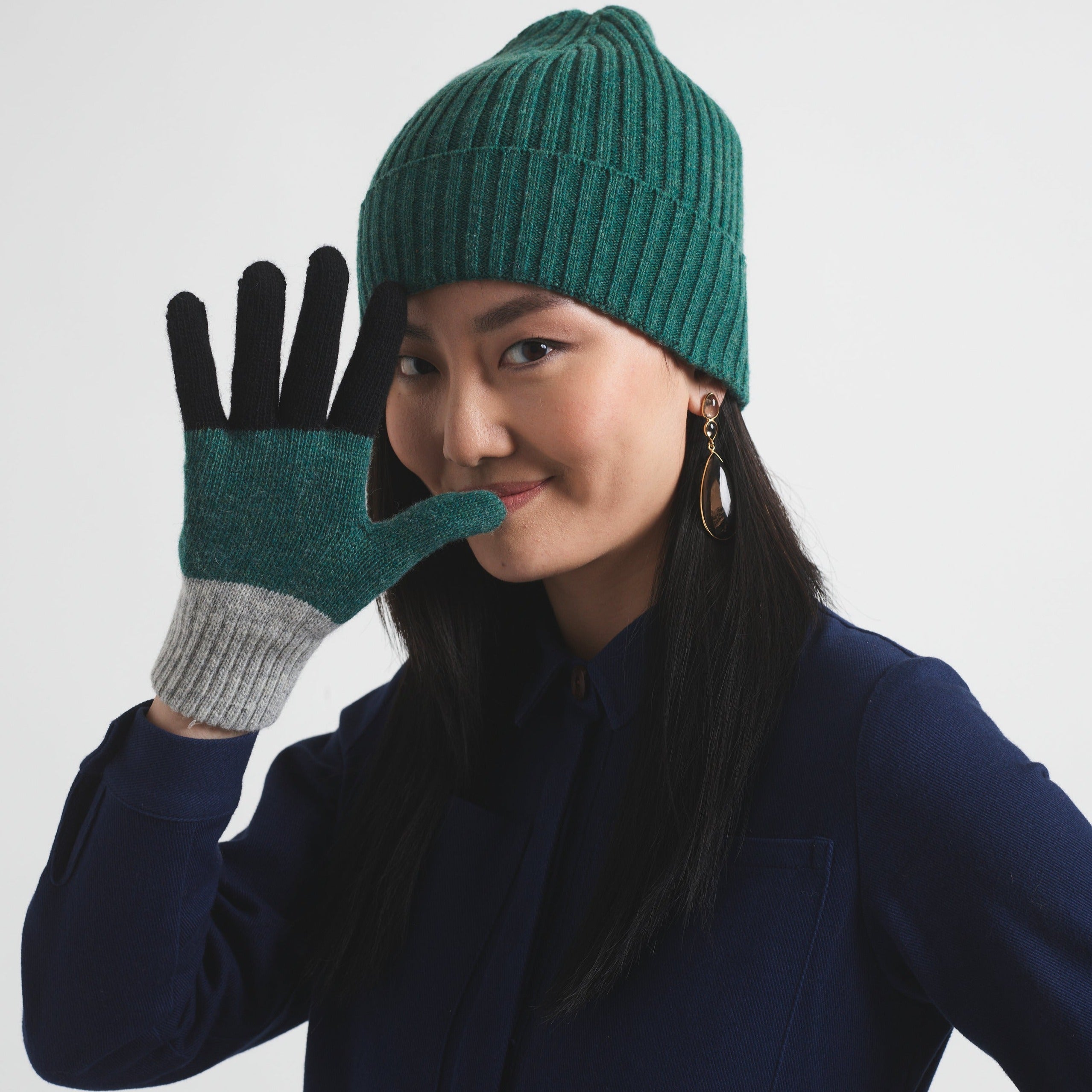 Miss Pompom Grey Colourblock Gloves