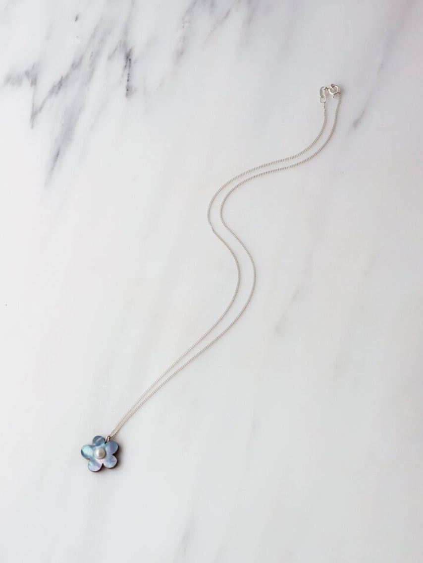 Wolf & Moon Blue Daisy Mini Bloom Necklace