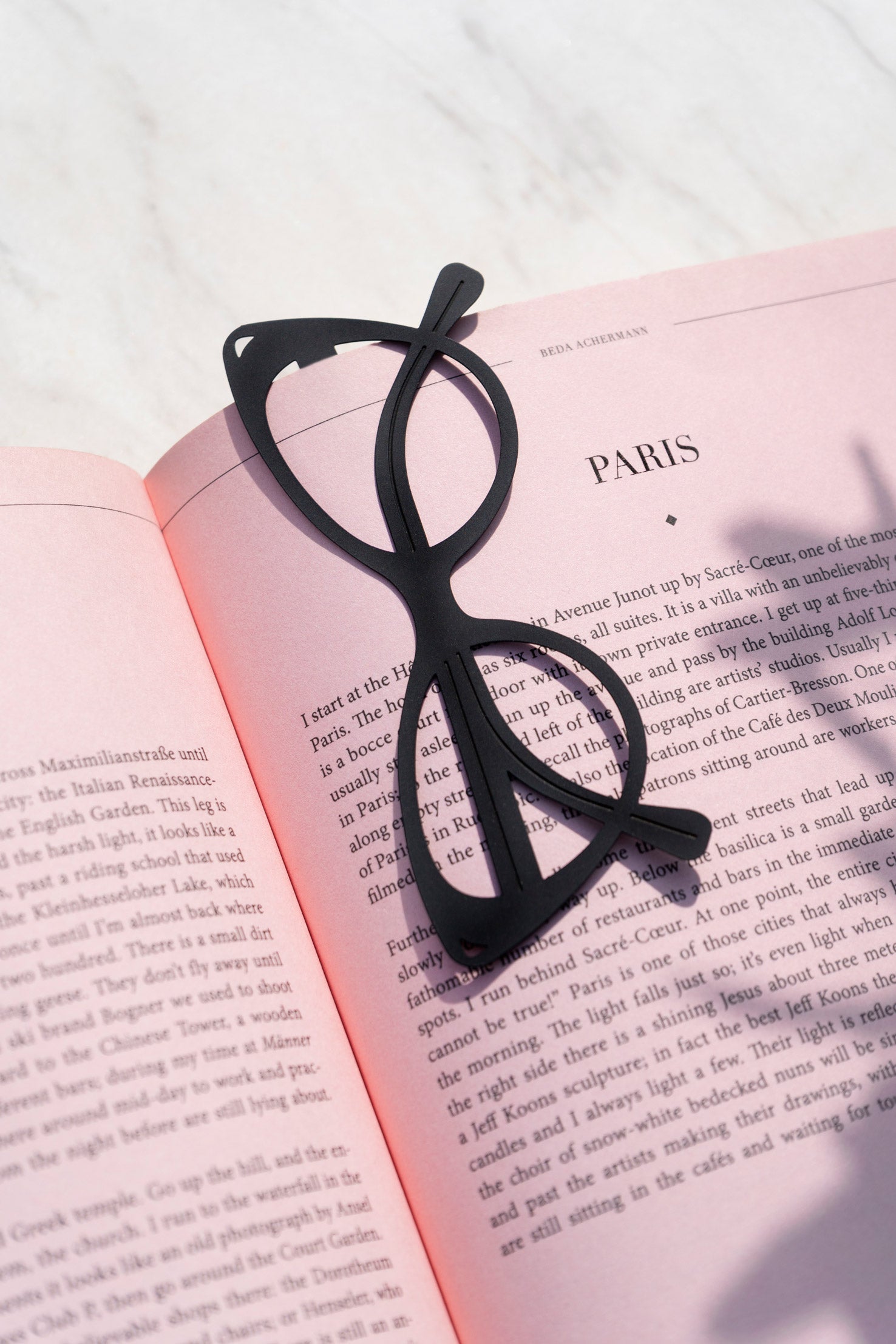 Octaevo Black Sunglasses Dolce Vita Bookmark