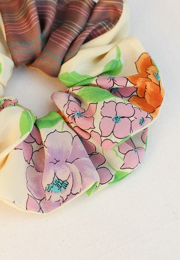 War & Drobe Wild Flowers Silk Scrunchie