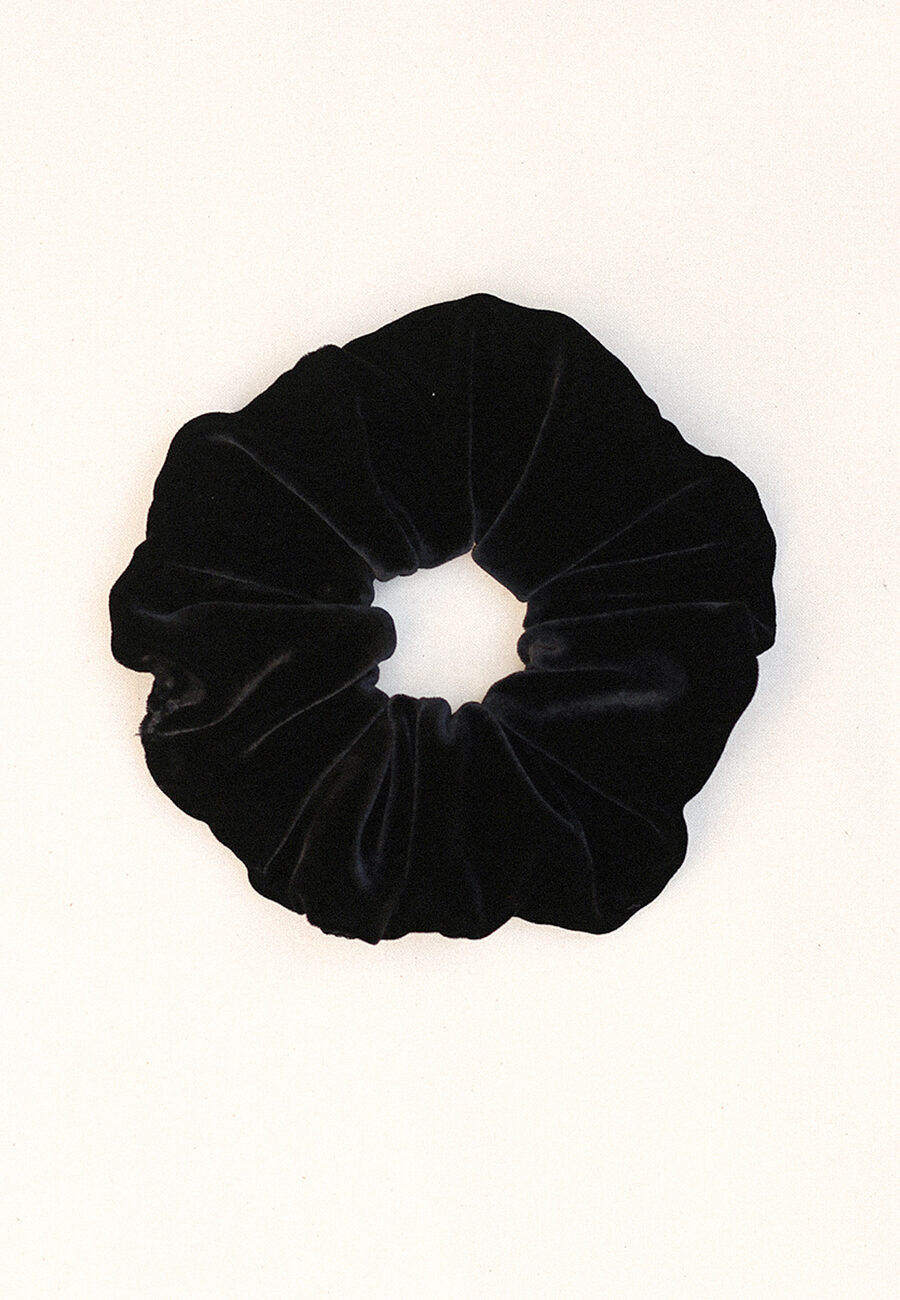 War & Drobe Black Velvet Scrunchie