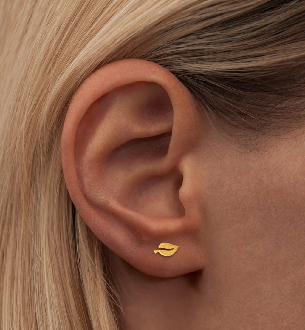 Lulu Copenhagen Gold Plated Leaf Stud Earring
