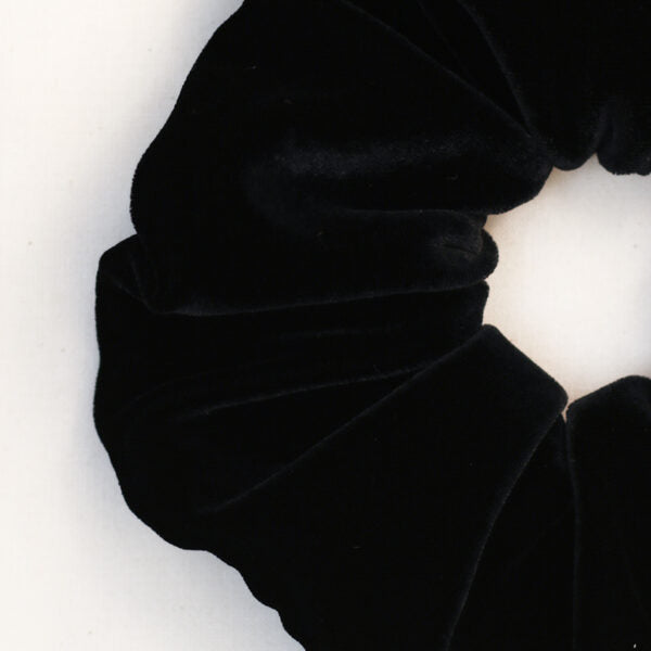 War & Drobe Black Velvet Scrunchie